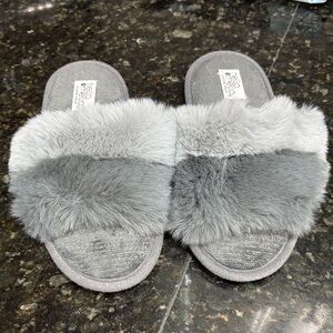 Hello Mello Cotyon Candy Puff Cozy Gray Slippers